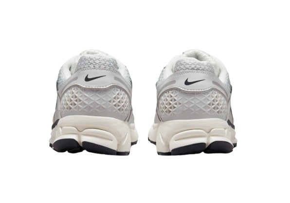 Nike Vomero 5